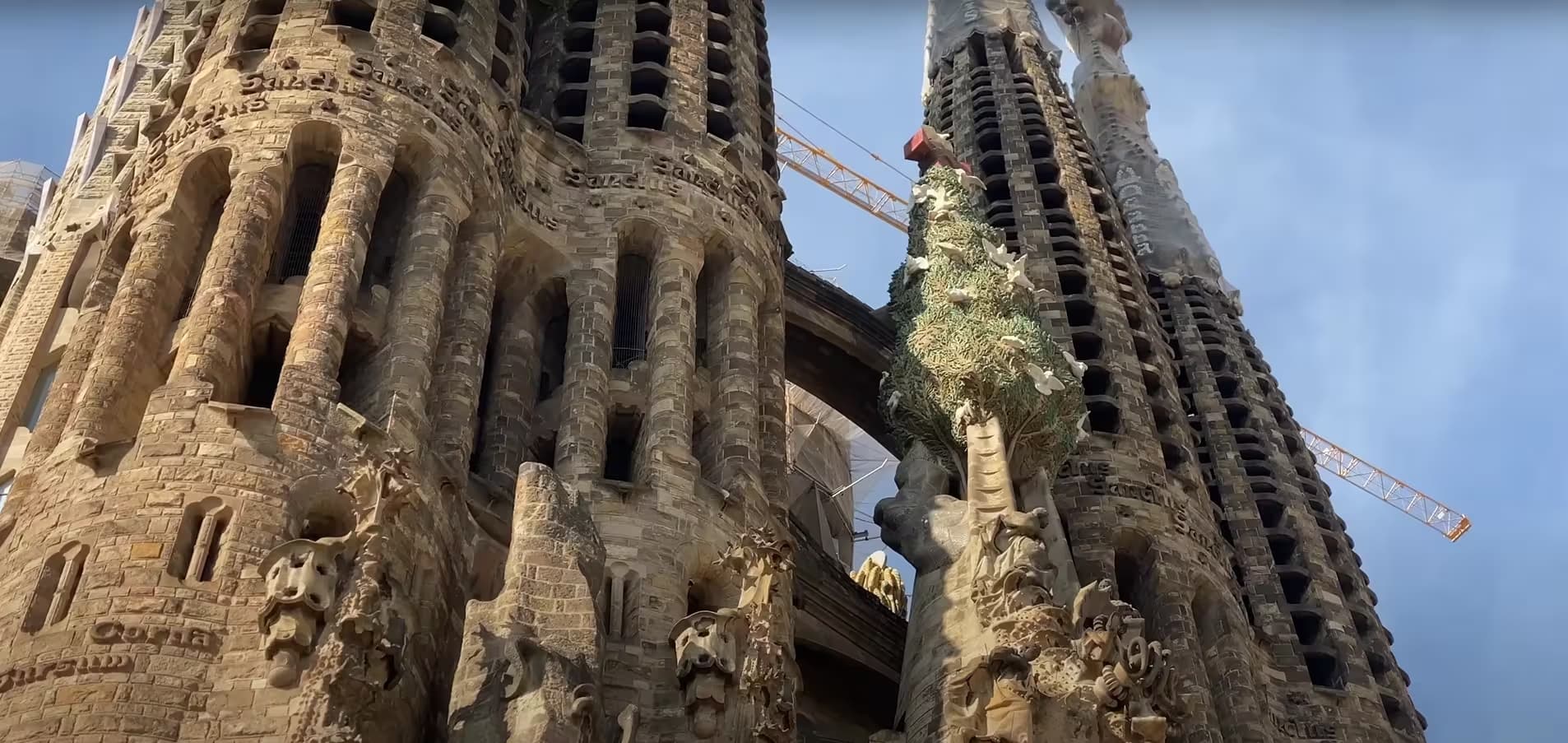 Sagrada Familia height symbolism and connection between earth and heaven